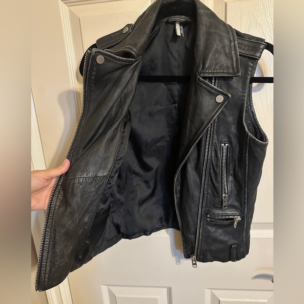 Topshop Sylvia Distressed Leather Vest Jacket, Black, Sz US 2/XS, NWOT - Picture 8 of 16